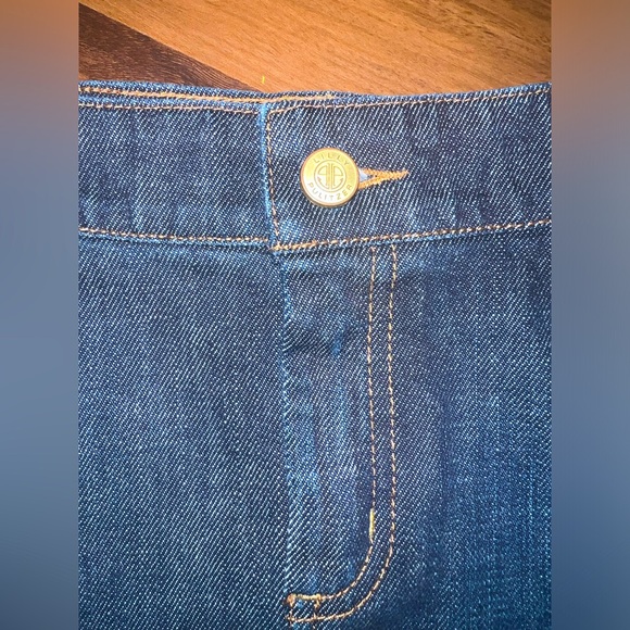 Lily Pulitzer Denim Mini Skirt Sz 4 - Picture 2 of 4